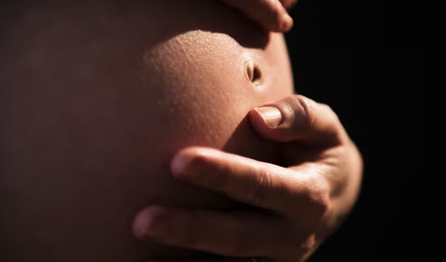 Mang thai gây ra thay đổi vĩnh viễn ở não bộ
