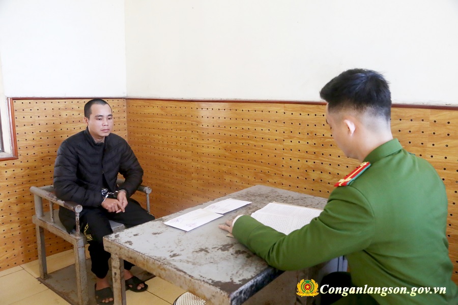 Lạng Sơn: Khởi tố 3 bị can mua bán trái phép chất ma túy