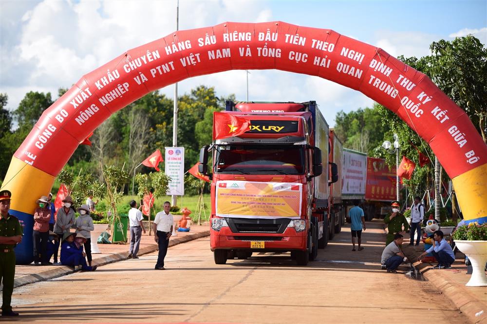 Ưu tiên thông quan ngay đối với nông lâm thủy sản xuất khẩu, đặc biệt là sầu riêng