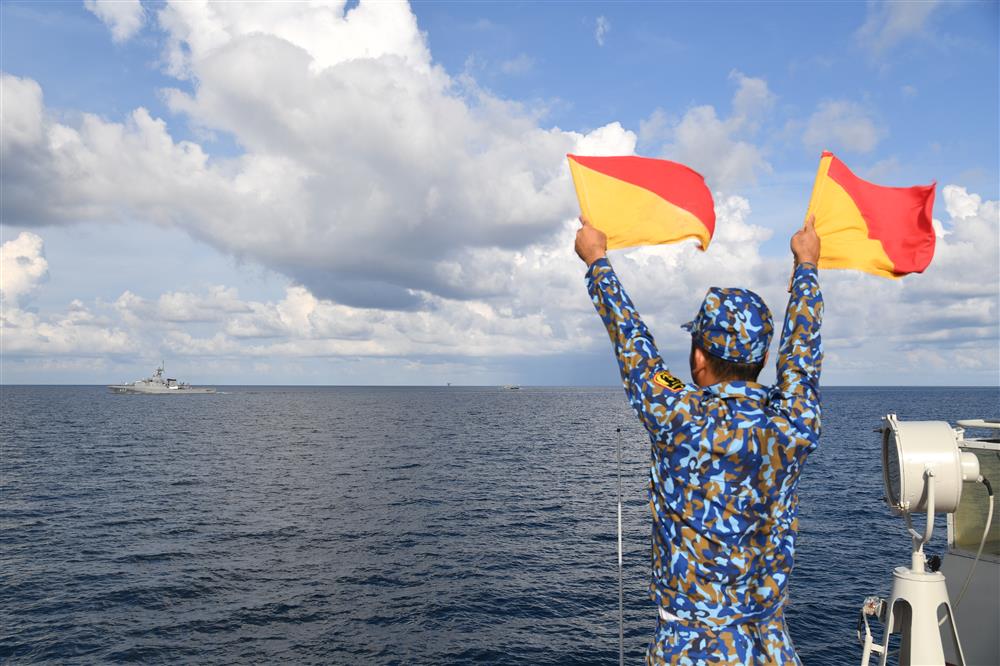 Hải quân Việt Nam –  Hải quân Hoàng gia Thái lan tuần tra chung lần thứ 43