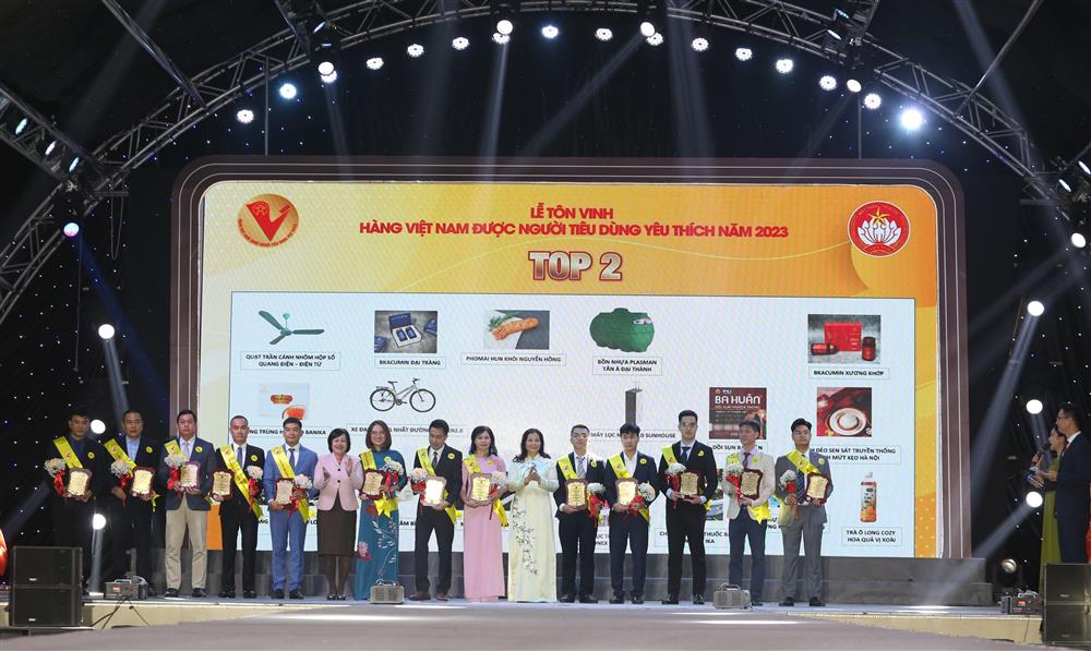 Bồn nhựa Plasman vào TOP hàng Việt Nam được người tiêu dùng yêu thích năm 2023