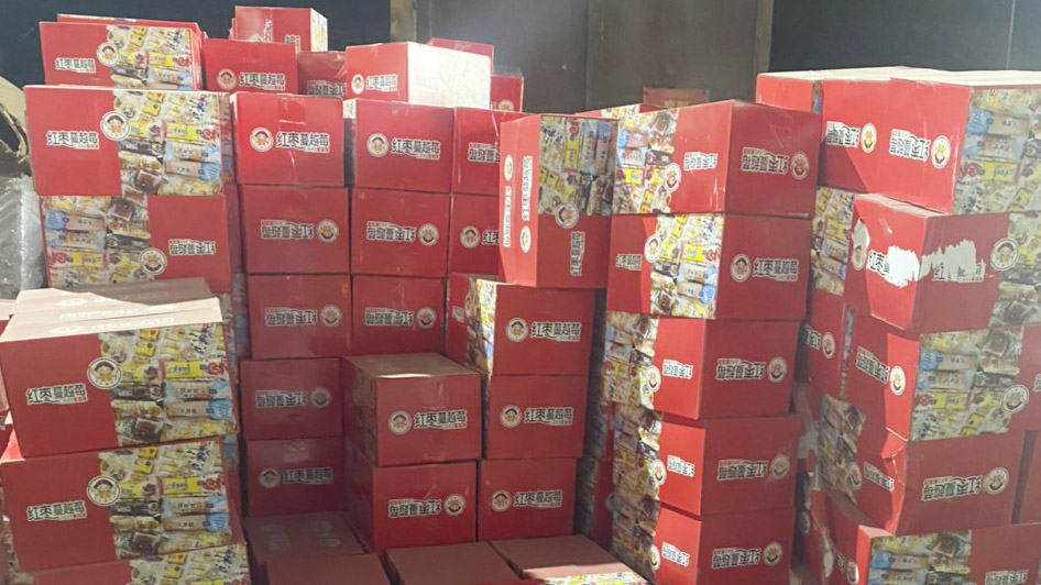 Hà Nội: Kiểm tra và phát hiện 1.300 thùng bánh nội địa Trung chưa rõ nguồn gốc xuất xứ