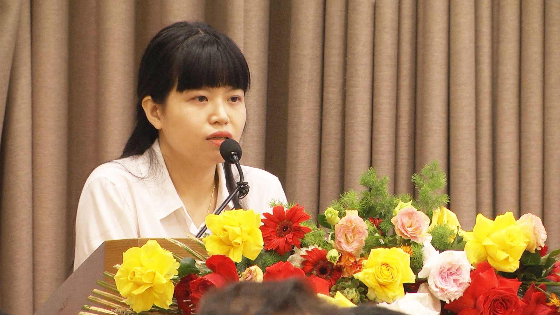 TS. Đinh Thị Bảo Linh - Ph&oacute; Gi&aacute;m đốc Trung t&acirc;m Th&ocirc;ng tin C&ocirc;ng nghiệp v&agrave; Thương mại - Bộ C&ocirc;ng Thương.&nbsp;