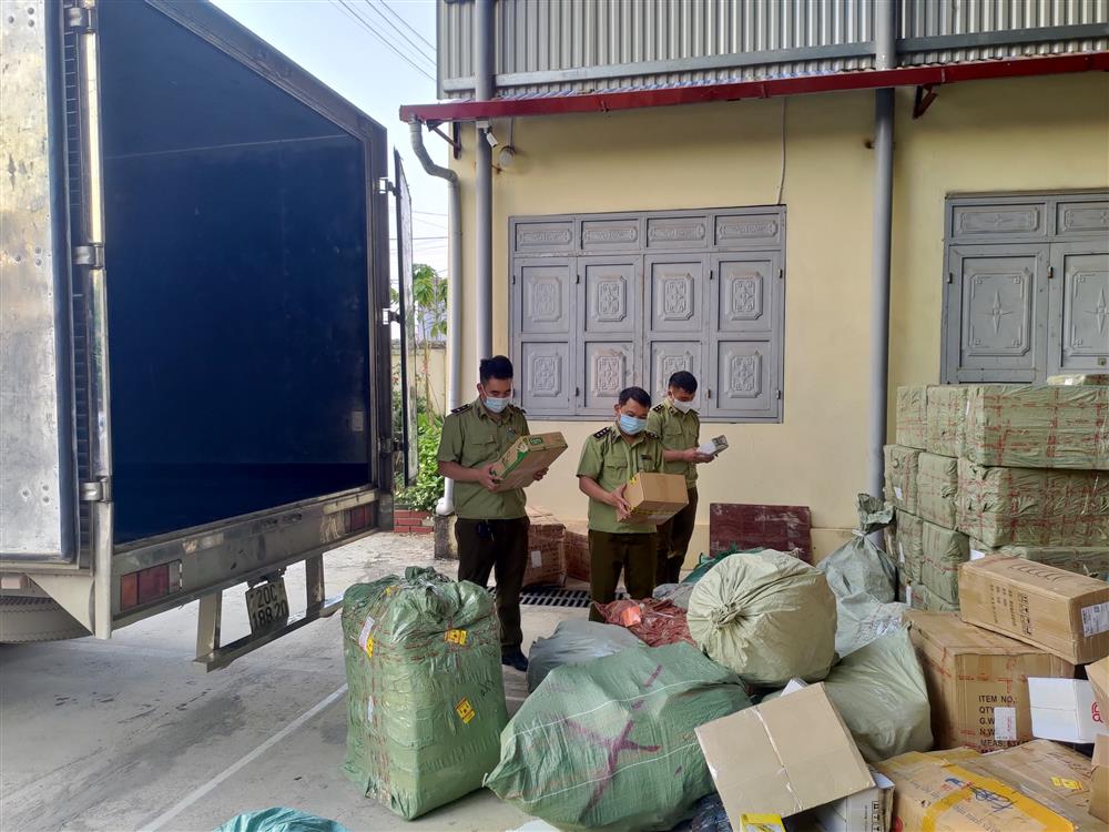Kịp thời ngăn chặn phương tiện vận chuyển hàng hóa nhập lậu tại Lạng Sơn
