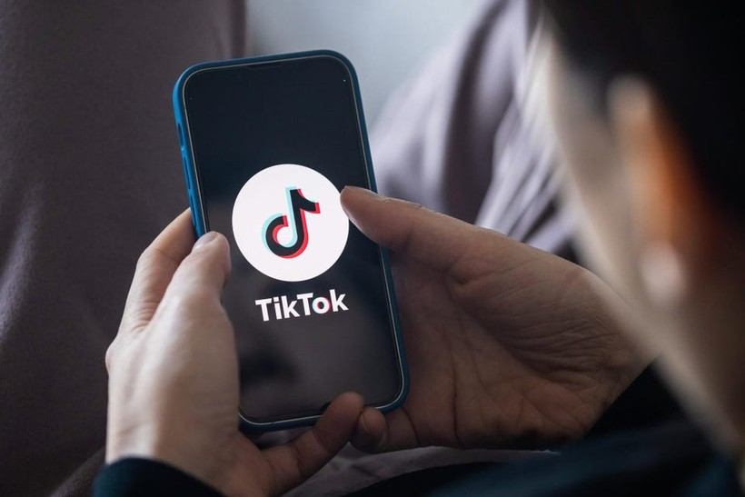 Thuật toán của TikTok gây hại cho trẻ em như thế nào