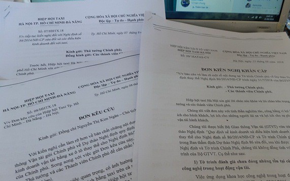 Taxi truyền thống 