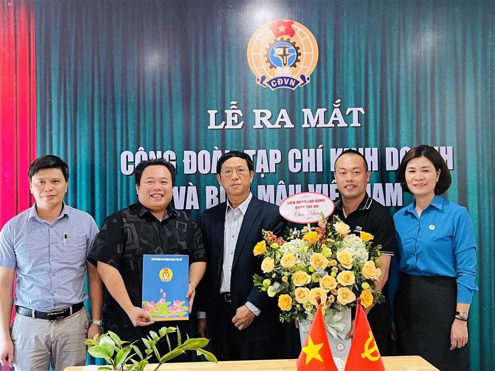 Tạp chí Kinh doanh & Biên mậu Việt Nam ra mắt Công đoàn cơ sở