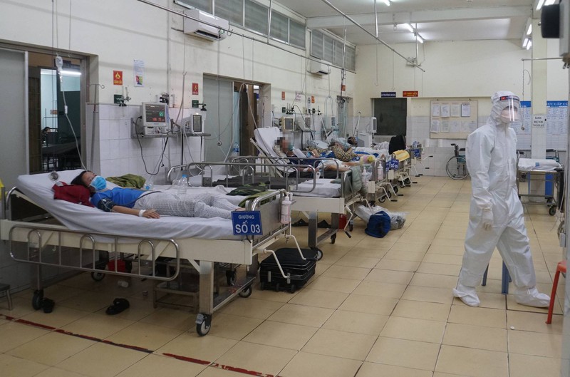 TP. Hồ Chí Minh tiếp tục nâng công suất điều trị Covid – 19  lên 10.000 giường