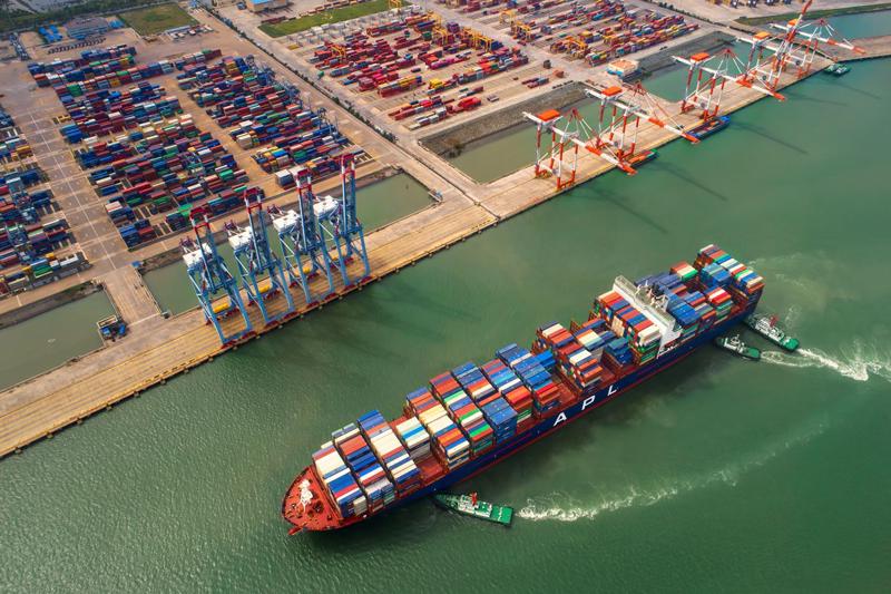 Vượt thách thức đưa ngành logistics Việt Nam hướng đến “con đường màu xanh”