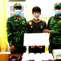 An Giang: Bộ đội Biên phòng bắt giữ nghi phạm mang theo vũ khí, vận chuyển hàng hoá nghi là ma tuý đá